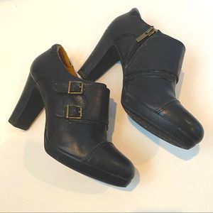 New Clarks Leather Booties Women’s 8 - Black